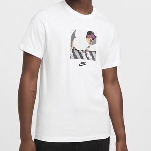 Nike Sportswear Tee